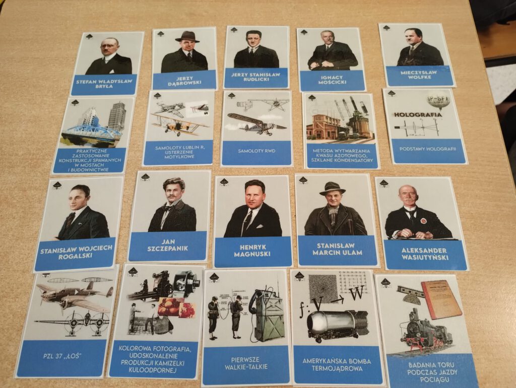 Zdjęcie przedstawia polskich konstruktorów i inżynierów.