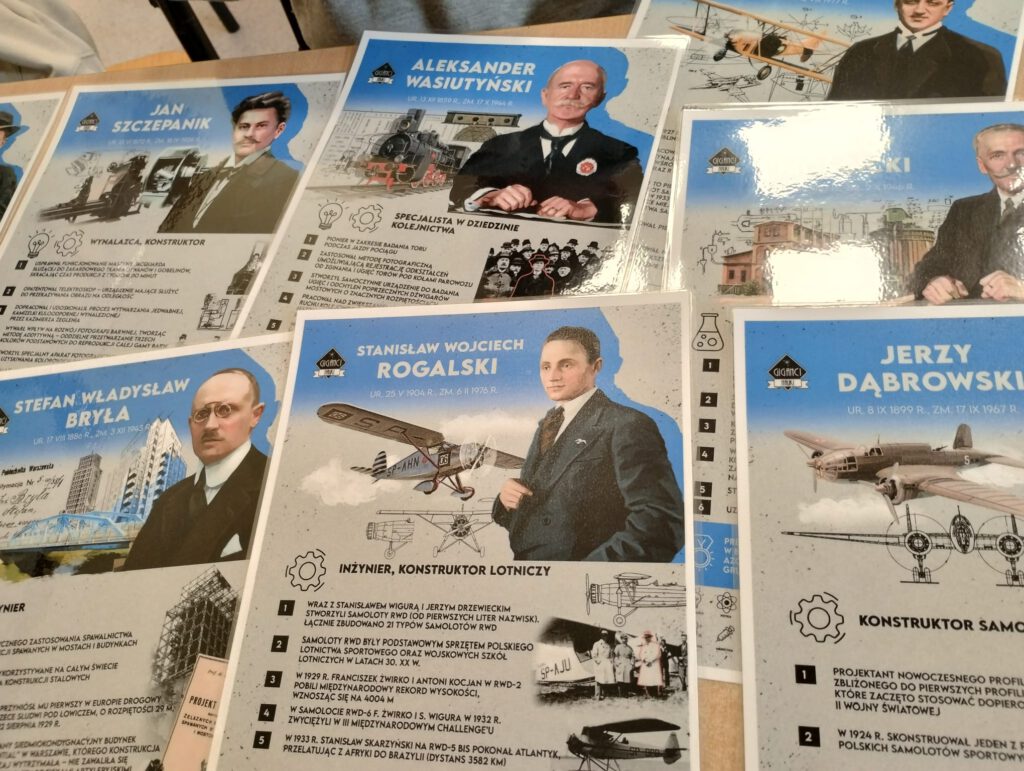 Zdjęcie przedstawia polskich konstruktorów i inżynierów.